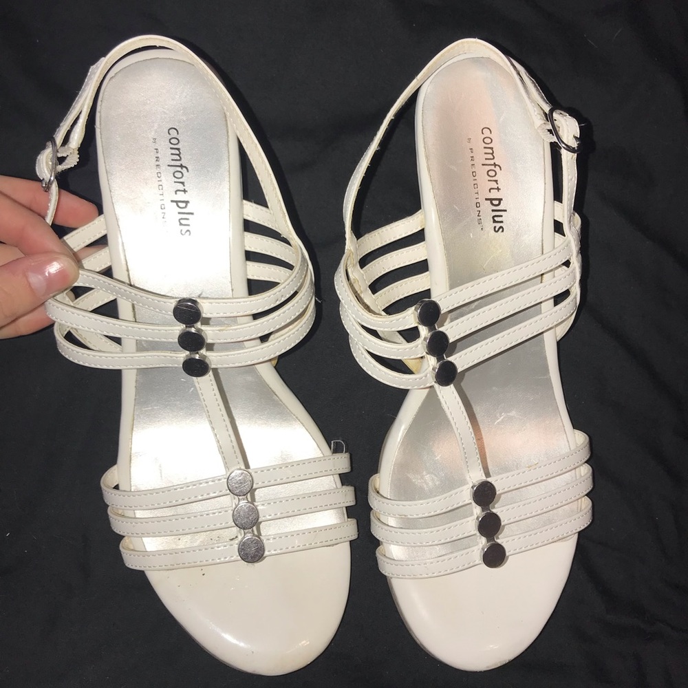 🌷4 for $20🌷 COMFORT PLUS WHITE WEDGE SANDAL
